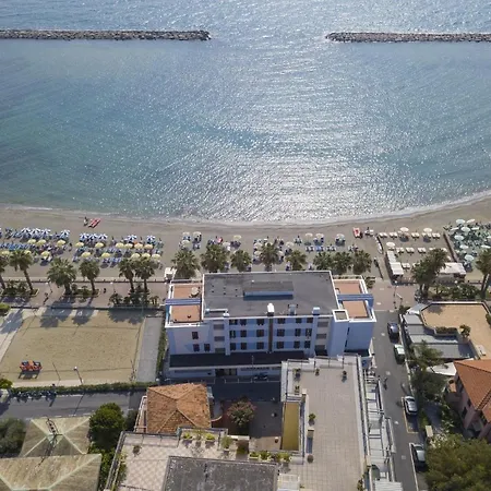 San Bartume 1 * San Bartolomeo Al Mare